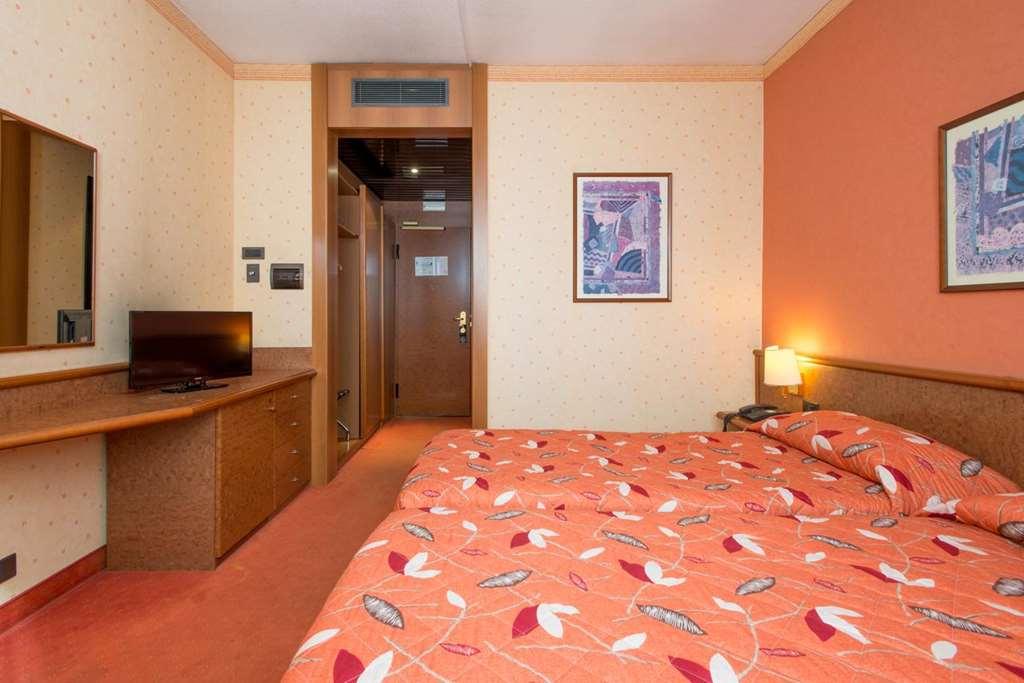 Meditur Hotel פומזיה חדר תמונה