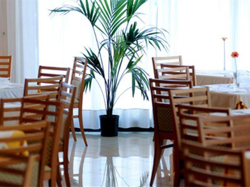 Meditur Hotel פומזיה מראה חיצוני תמונה