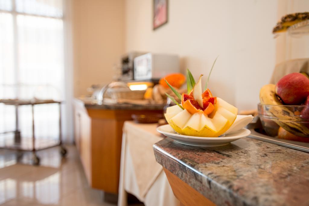 Meditur Hotel פומזיה מראה חיצוני תמונה